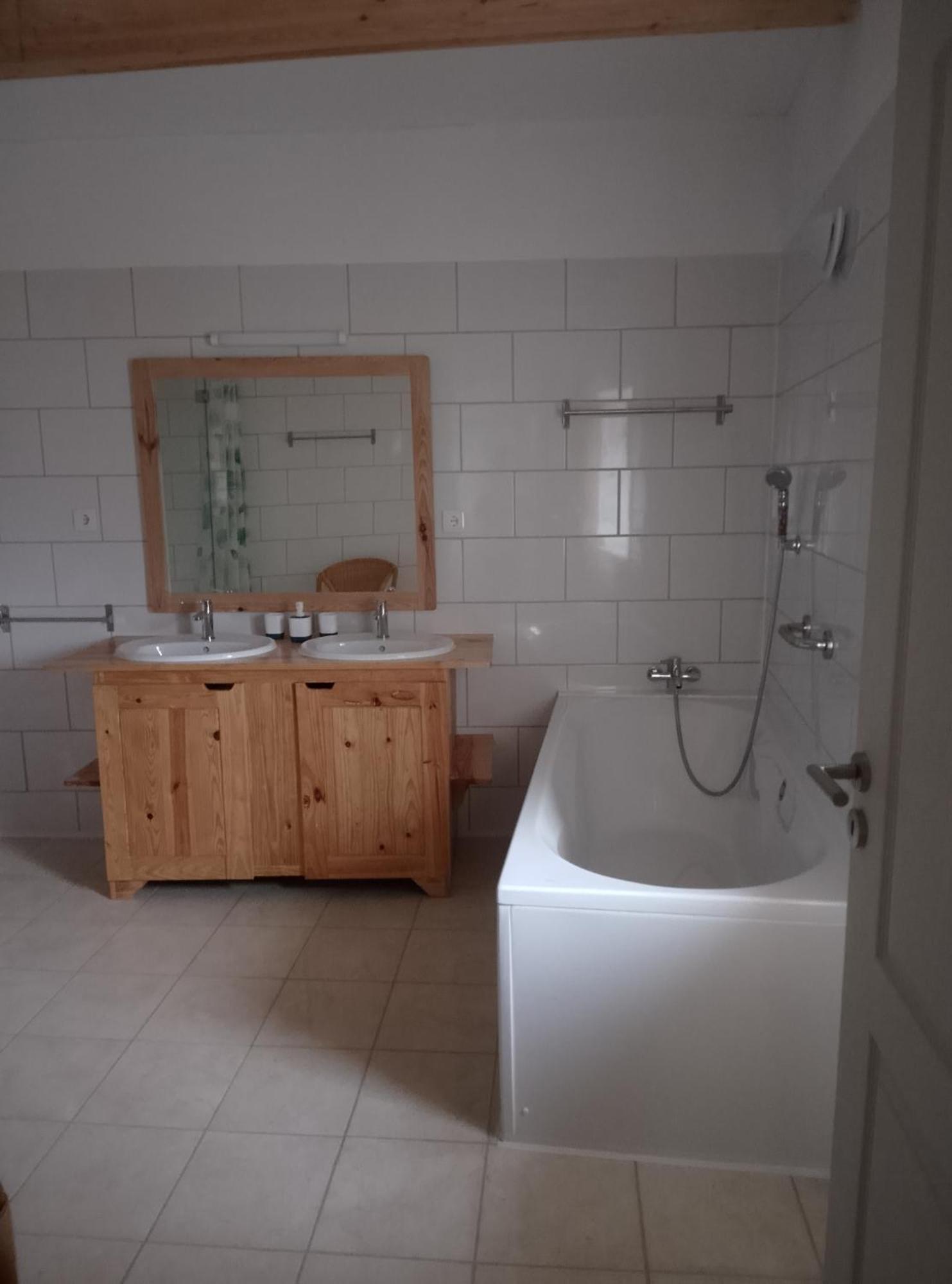 Casa Virginia Apartment Ouzenda Ngoại thất bức ảnh
